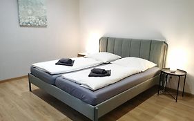 Atlas Suites West